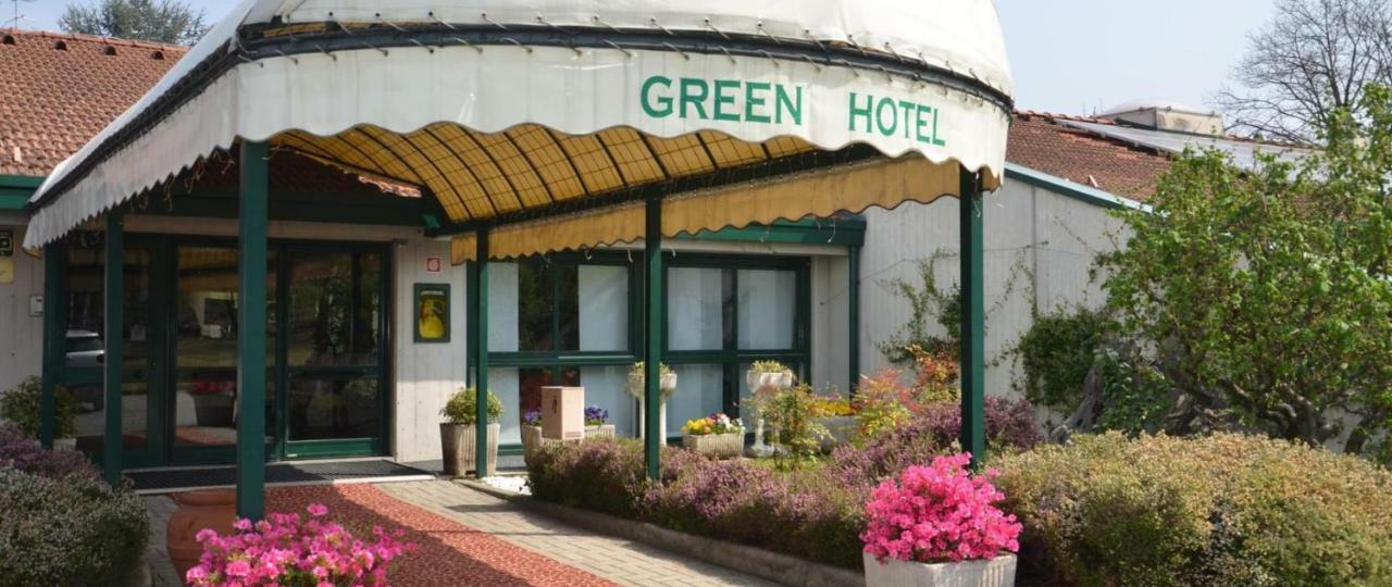 Green Hotel Motel Верджате Экстерьер фото